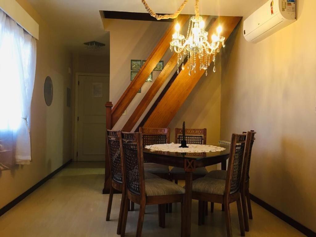Apartamento Duplex De Gramado By Cia Da Temporada Luaran gambar