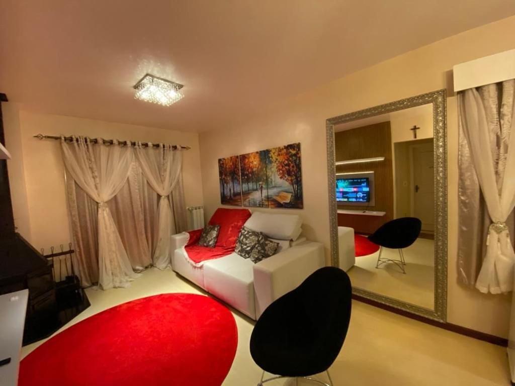 Apartamento Duplex De Gramado By Cia Da Temporada Luaran gambar